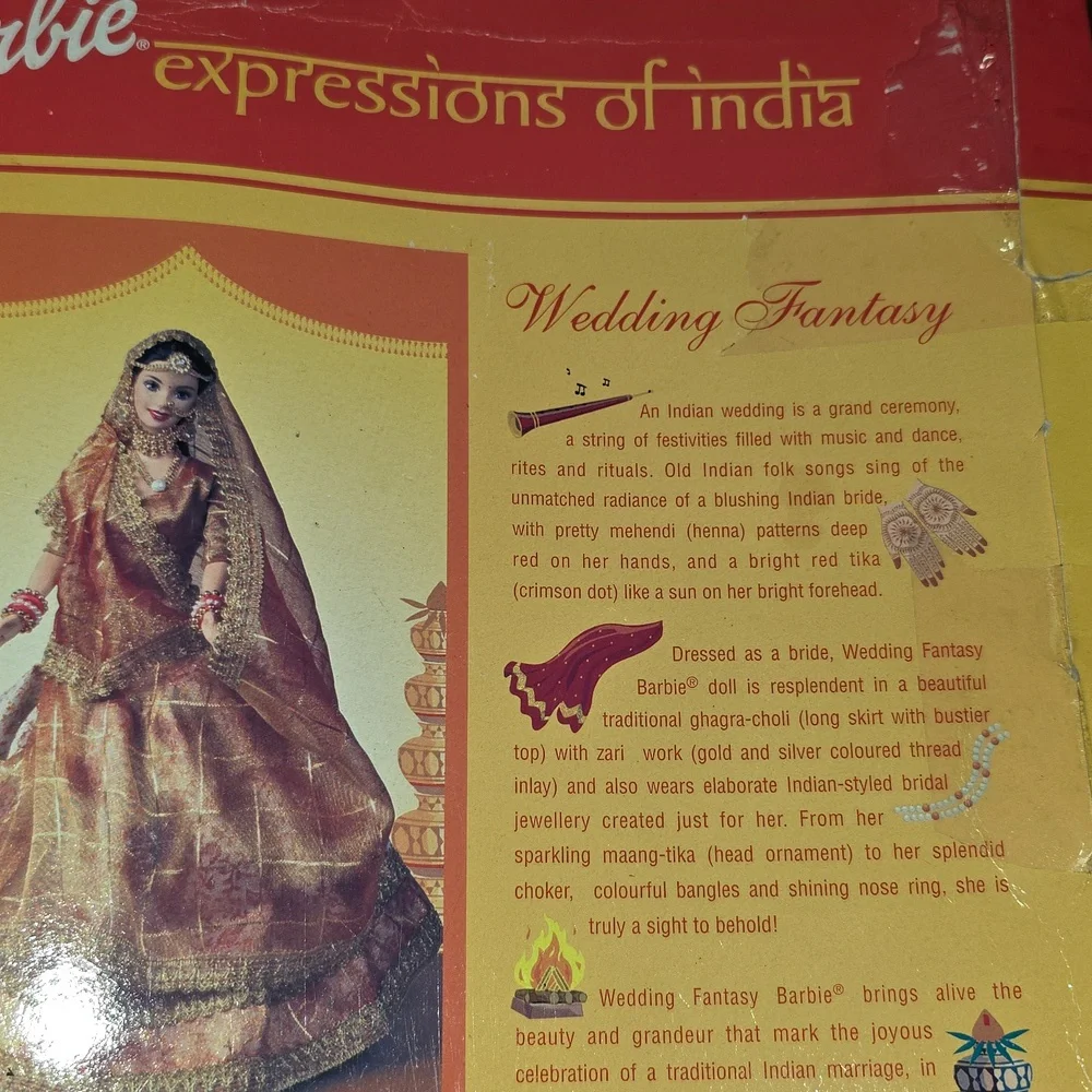 Barbie Expressions of India Doll in Red and Gold - Picture 9 of 9